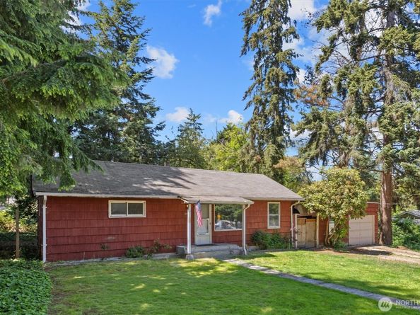 20430 52nd Avenue W, Lynnwood WA 98036