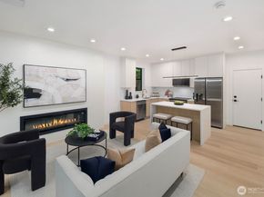 9024 Corliss Avenue N B, Seattle WA 98103