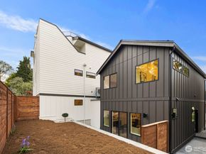 9024 Corliss Avenue N B, Seattle WA 98103