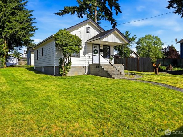 1608 Cedar Street, Everett WA 98201