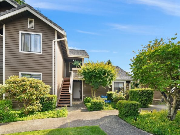 17320 97th Place SW 613, Vashon WA 98070