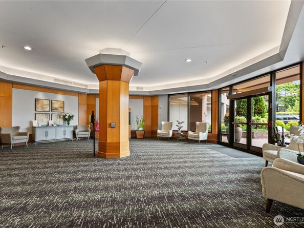 177 NE 107th Avenue 1601, Bellevue WA 98004