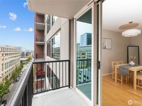 177 NE 107th Avenue 1601, Bellevue WA 98004