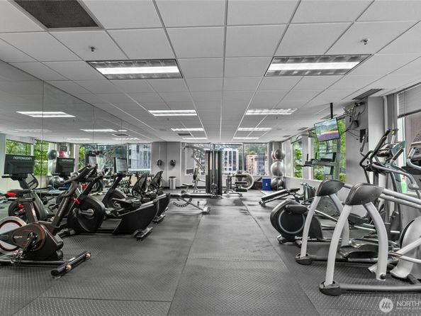 177 NE 107th Avenue 1601, Bellevue WA 98004