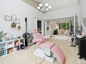 709 142nd Pl SW, Lynnwood WA 98087