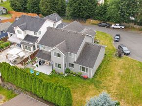 709 142nd Pl SW, Lynnwood WA 98087