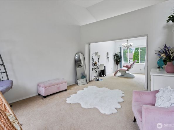709 142nd Pl SW, Lynnwood WA 98087