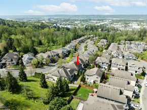 1206 S 36th Place, Renton WA 98055