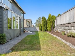 1206 S 36th Place, Renton WA 98055