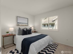 1206 S 36th Place, Renton WA 98055