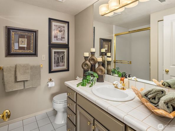 4406 193rd Avenue SE, Issaquah WA 98027