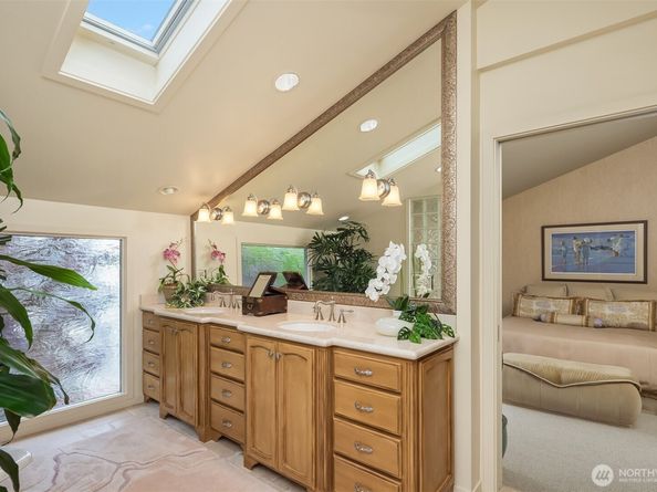 4406 193rd Avenue SE, Issaquah WA 98027