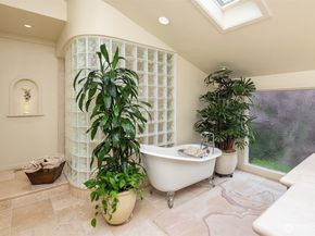 4406 193rd Avenue SE, Issaquah WA 98027