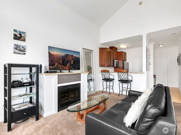 225 Logan Avenue S B355, Renton WA 98057