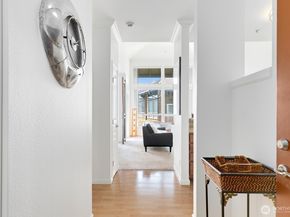 225 Logan Avenue S B355, Renton WA 98057