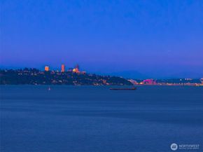 10668 NE Manor Lane, Bainbridge Island WA 98110