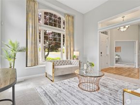 15518 129th Avenue NE, Woodinville WA 98072