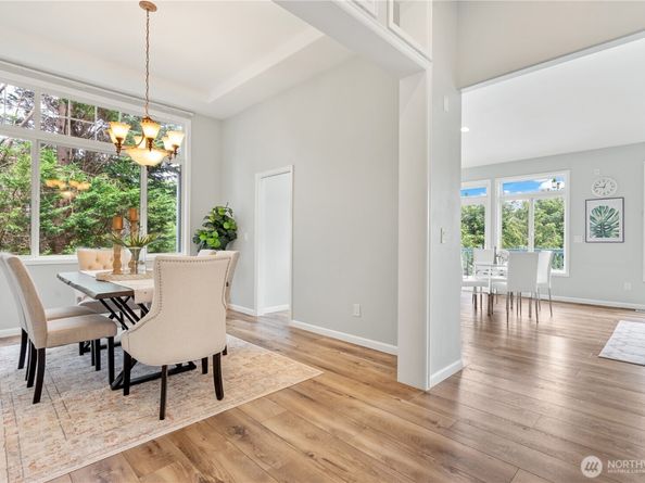 15518 129th Avenue NE, Woodinville WA 98072