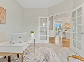 15518 129th Avenue NE, Woodinville WA 98072
