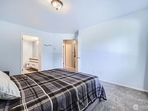 9210 Market Place F202, Lake Stevens WA 98258