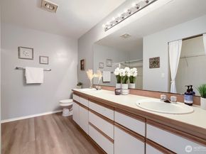 9210 Market Place F202, Lake Stevens WA 98258