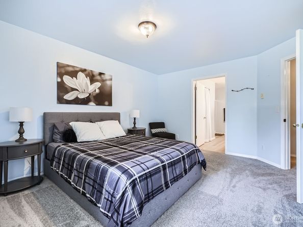 9210 Market Place F202, Lake Stevens WA 98258