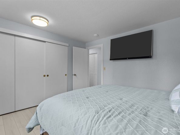 6830 SE Arlington Place, Port Orchard WA 98367