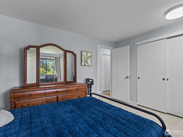 6830 SE Arlington Place, Port Orchard WA 98367