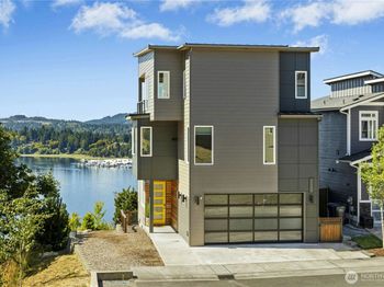 3347 Amak Lane