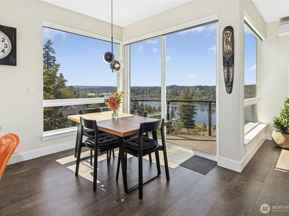 3347 Amak Lane, Bremerton WA 98310