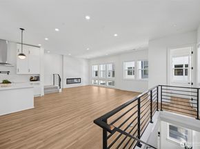 18814 99th Court NE A, Bothell WA 98011