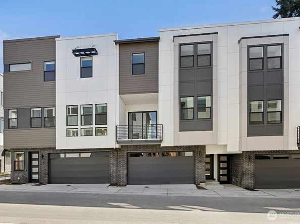 18814 99th Court NE A, Bothell WA 98011
