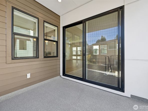 18814 99th Court NE A, Bothell WA 98011