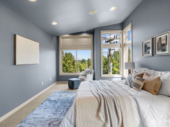 7747 Sand Point Way NE A, Seattle WA 98115
