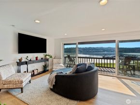 17514 NE 40th Place J3, Redmond WA 98052
