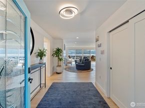 17514 NE 40th Place J3, Redmond WA 98052