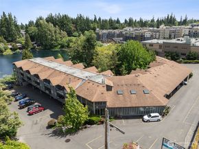 19414 Aurora Avenue N 203, Shoreline WA 98133