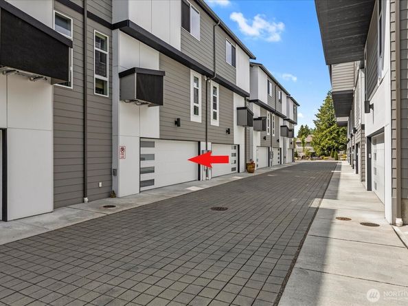 21511 50th Avenue W E, Mountlake Terrace WA 98043