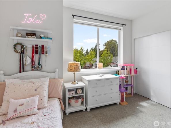 21511 50th Avenue W E, Mountlake Terrace WA 98043