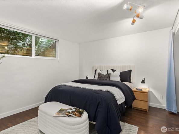 2636 22nd Avenue W 101, Seattle WA 98199