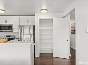 2636 22nd Avenue W 101, Seattle WA 98199