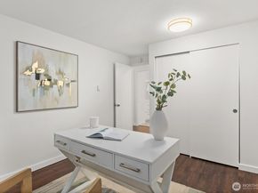 2636 22nd Avenue W 101, Seattle WA 98199