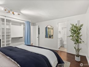 2636 22nd Avenue W 101, Seattle WA 98199
