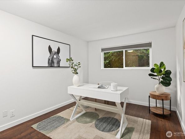 2636 22nd Avenue W 101, Seattle WA 98199