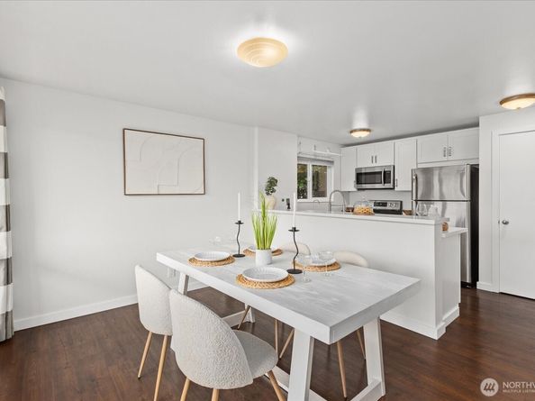 2636 22nd Avenue W 101, Seattle WA 98199