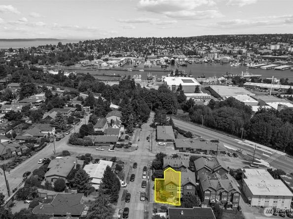 4252 Williams Avenue W, Seattle WA 98199