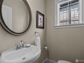 4252 Williams Avenue W, Seattle WA 98199