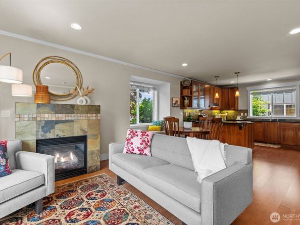 4252 Williams Avenue W, Seattle WA 98199