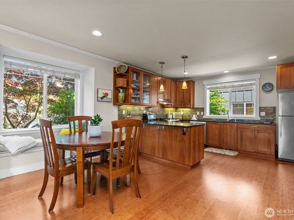 4252 Williams Avenue W, Seattle WA 98199