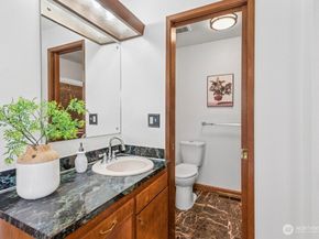 612 S 27th Court, Renton WA 98055